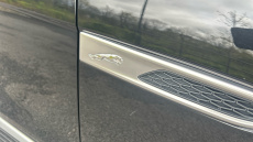 Jaguar F-Pace 2.0 D200 R-Dynamic SE 5dr Auto AWD Diesel Estate